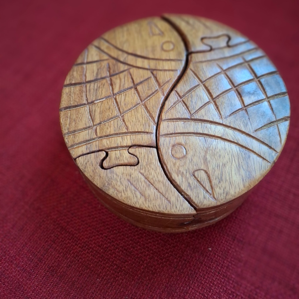 Fish-Shaped Puzzle Box with Hidden Compartments